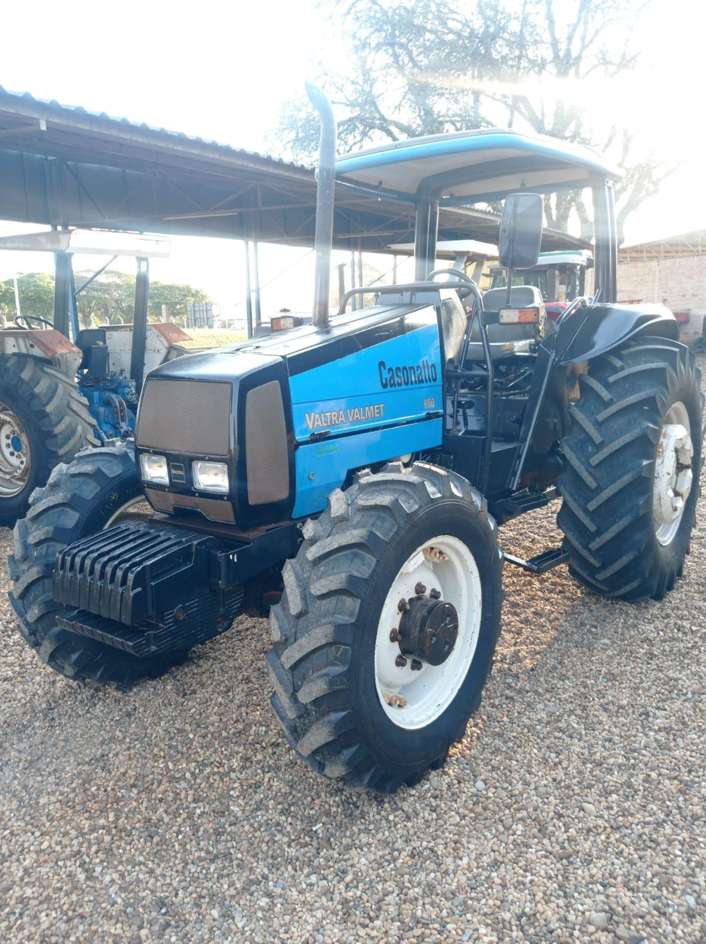 VALTRA  800 2000 - 4x4